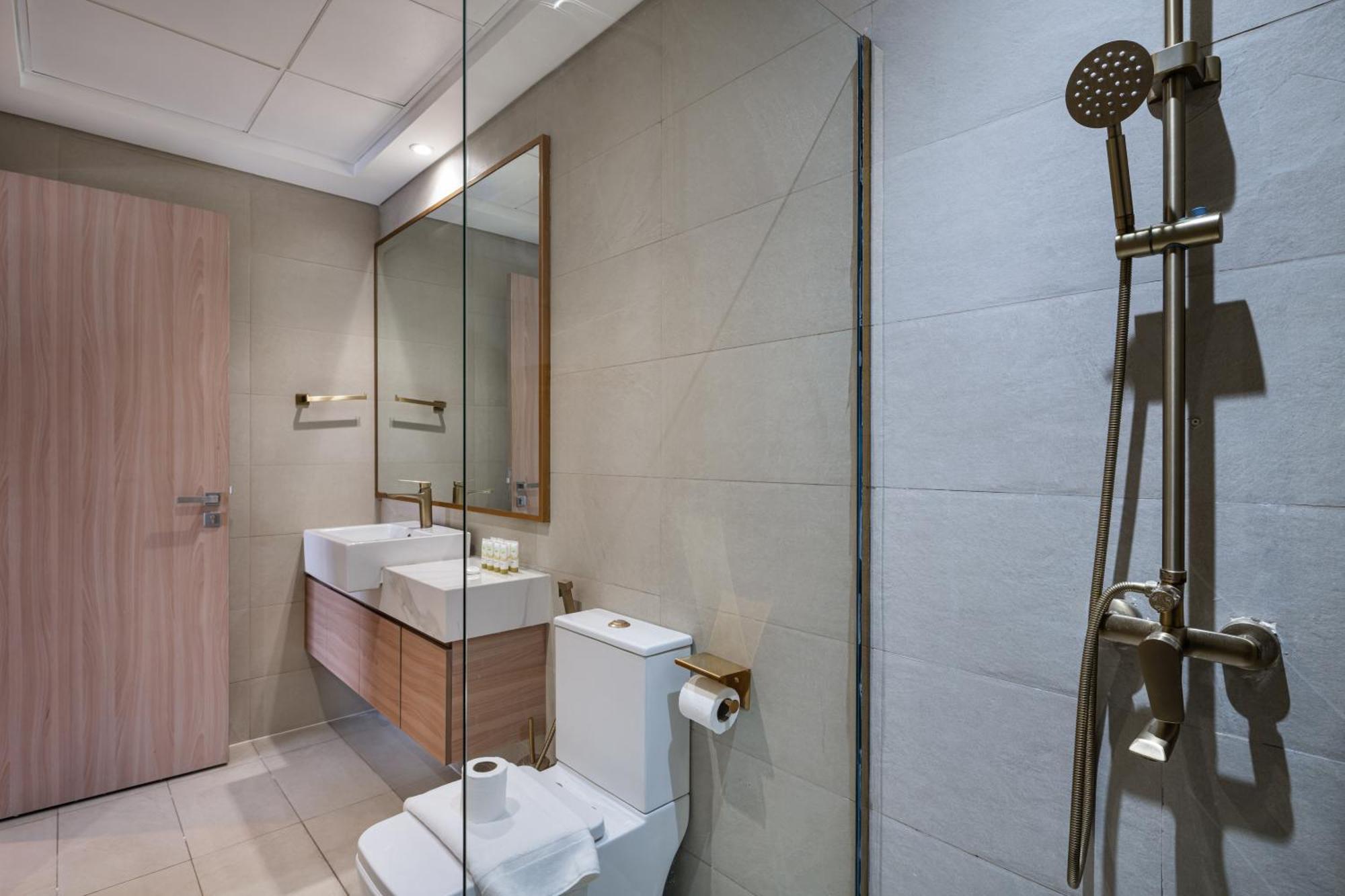 Deluxe 2 Bedroom In Azizi Riviera
