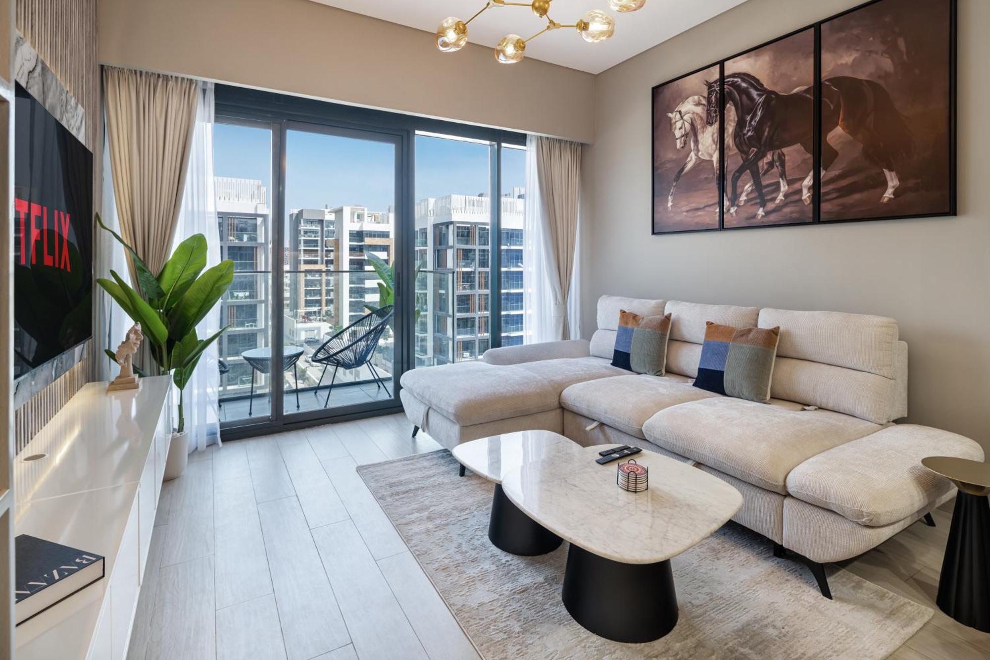 Apartment Deluxe 2 Bedroom In Azizi Riviera