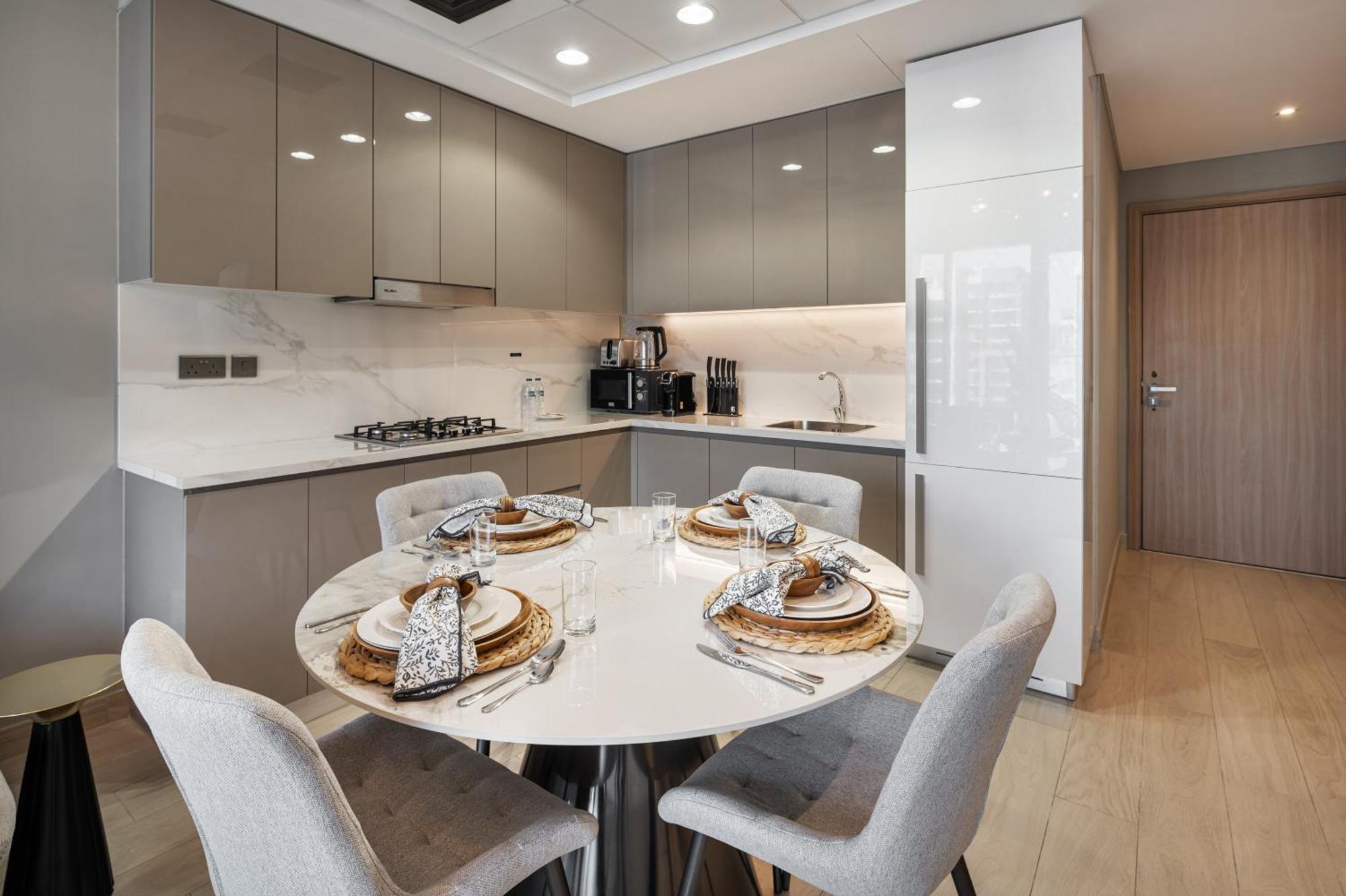 Apartment Deluxe 2 Bedroom In Azizi Riviera