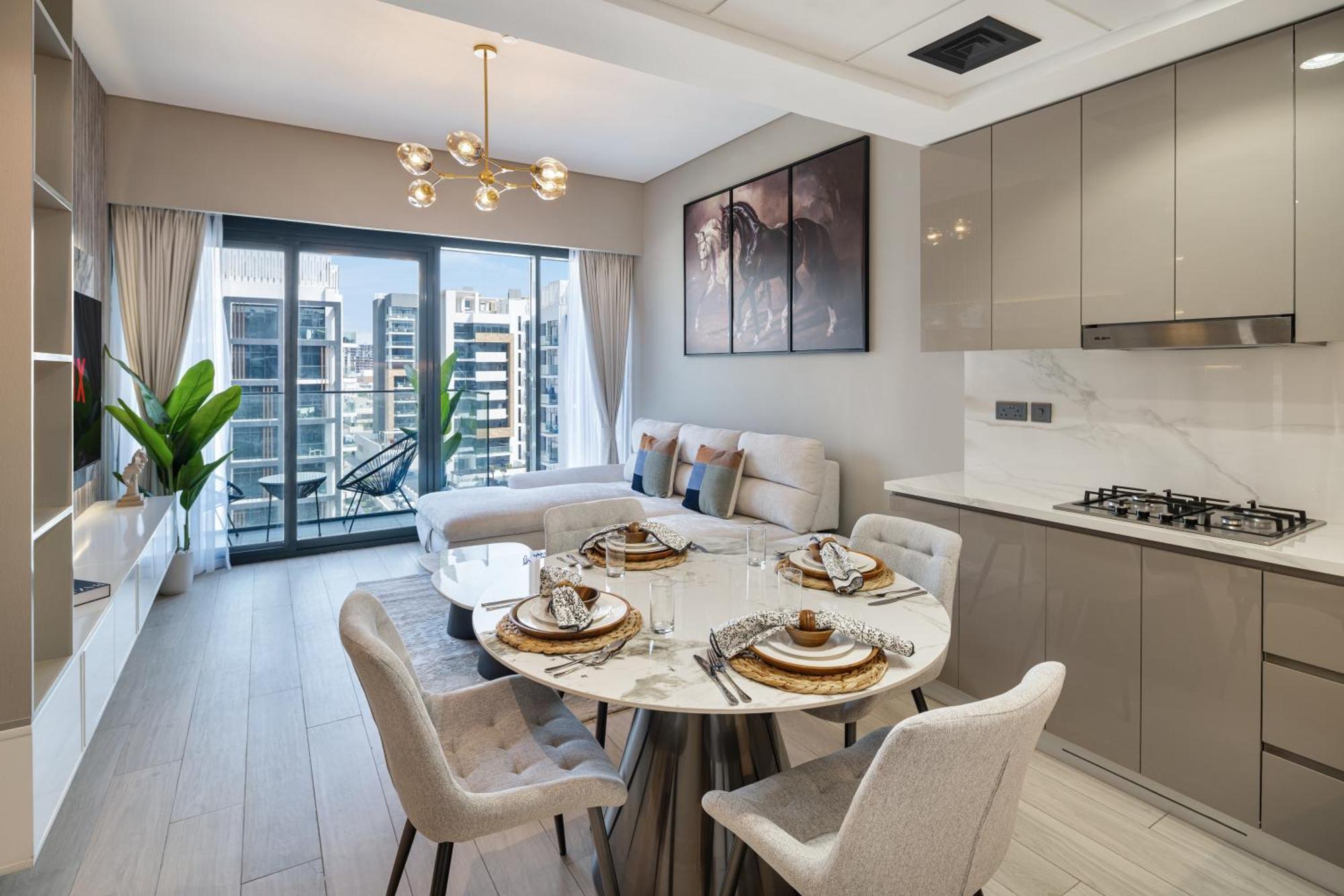 Apartment Deluxe 2 Bedroom In Azizi Riviera *