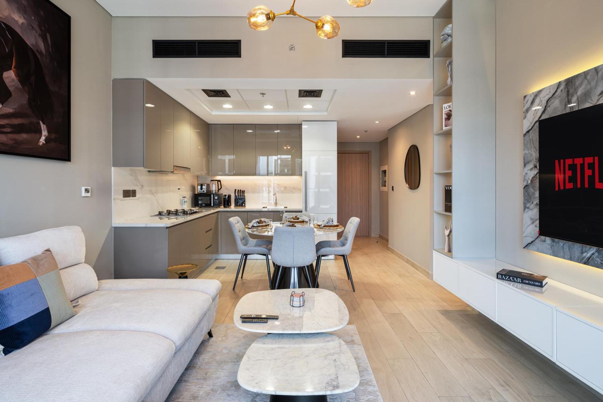 Apartment Deluxe 2 Bedroom In Azizi Riviera Dubai