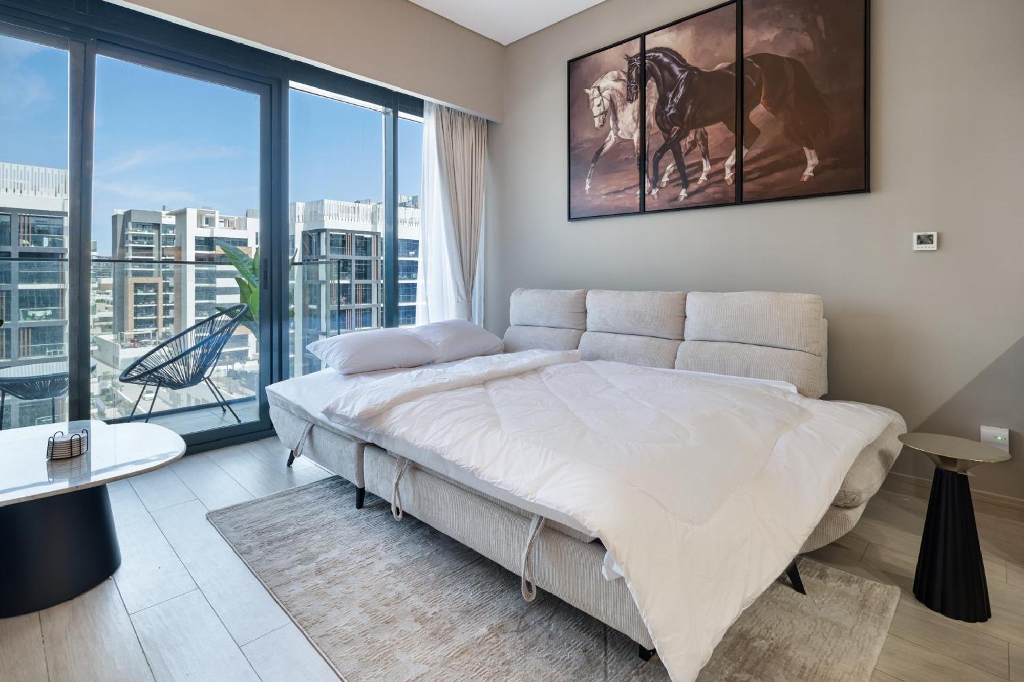 Deluxe 2 Bedroom In Azizi Riviera Apartment *
