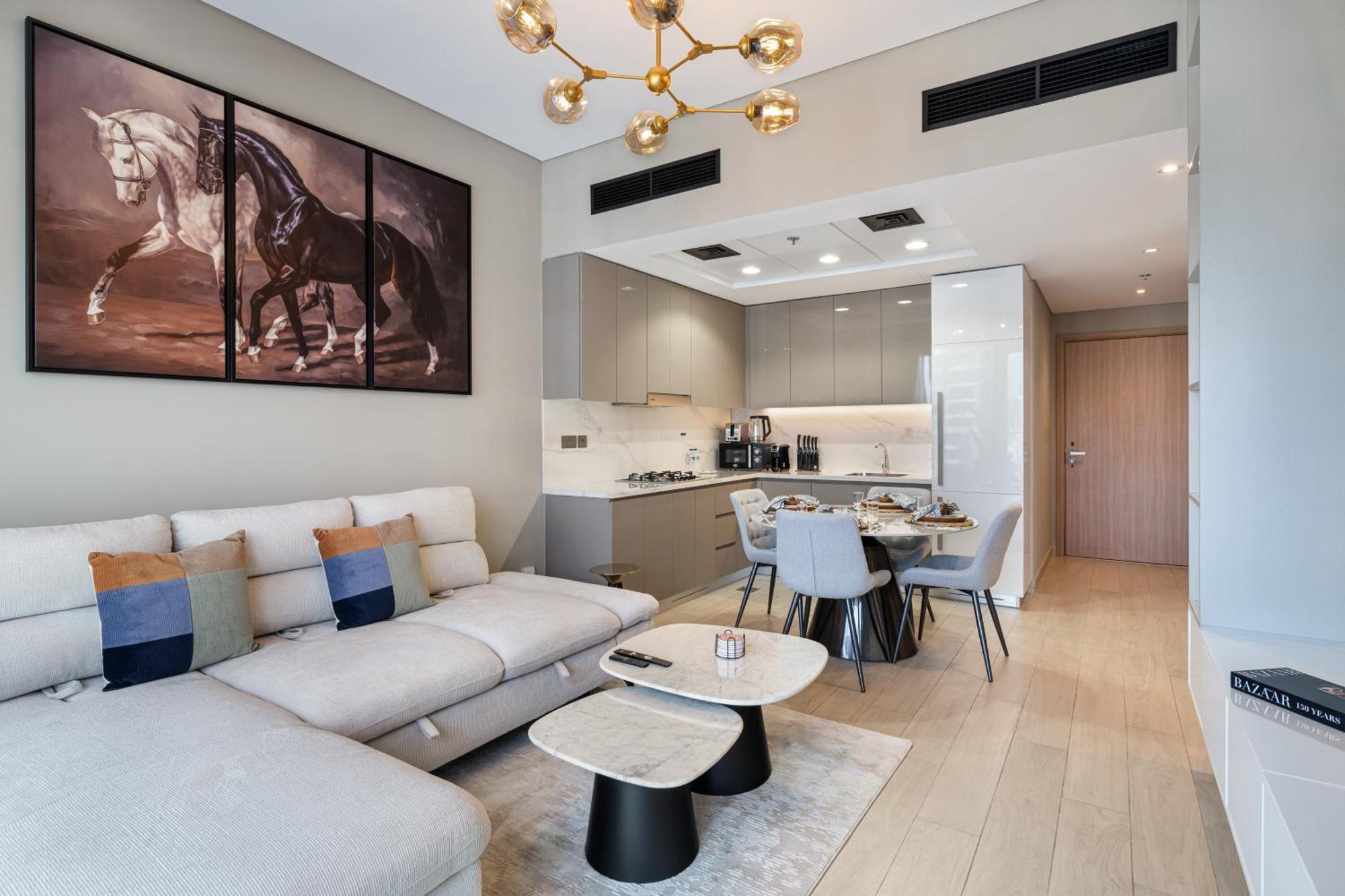 Deluxe 2 Bedroom In Azizi Riviera *