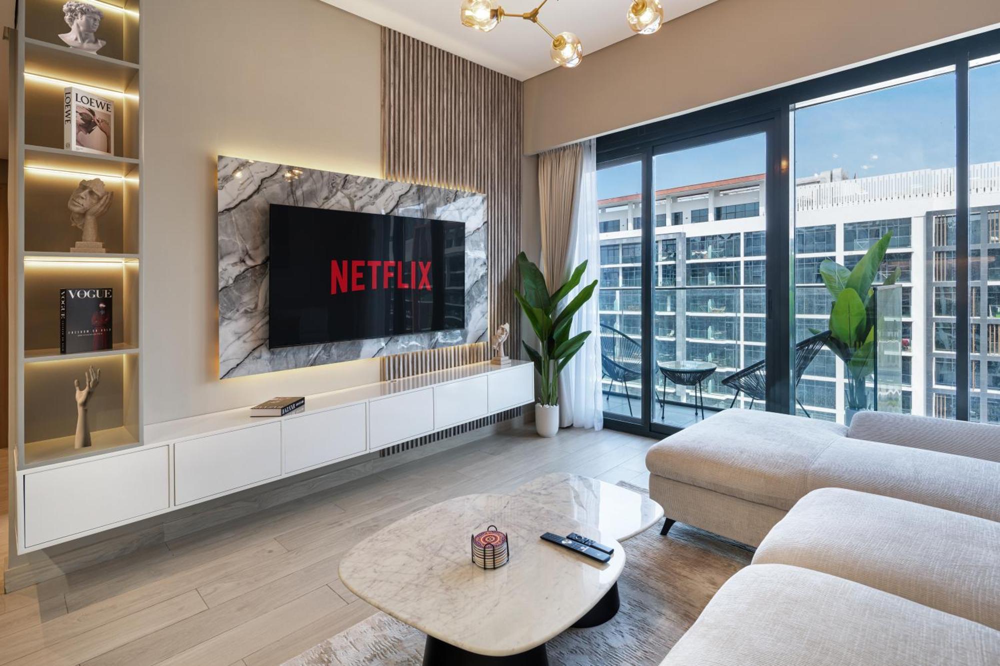 Apartment Deluxe 2 Bedroom In Azizi Riviera Dubai